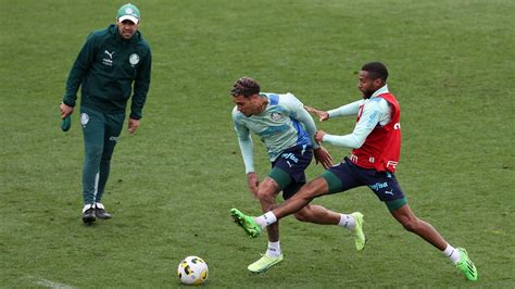 Palmeiras Treina Visando Santos Veja A Prov Vel Escala O