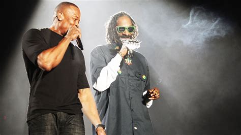 Coachella 2012: Dr. Dre, Snoop Dogg and … Tupac Wrap Sunday in Style