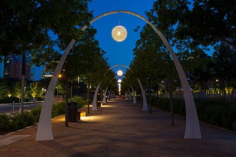 Klyde Warren Park - Architectural Lighting Alliance