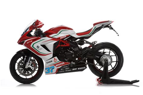 2017 MV Agusta F3 675 RC Review