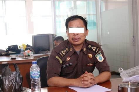 Ngaku Jaksa Untuk Menipu Buruh Harian Ini Dicokok Di Rumah Pacarnya