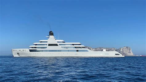 SOLARIS Yate Roman Abramovich 600M Superyacht Lloyd Werft 2021