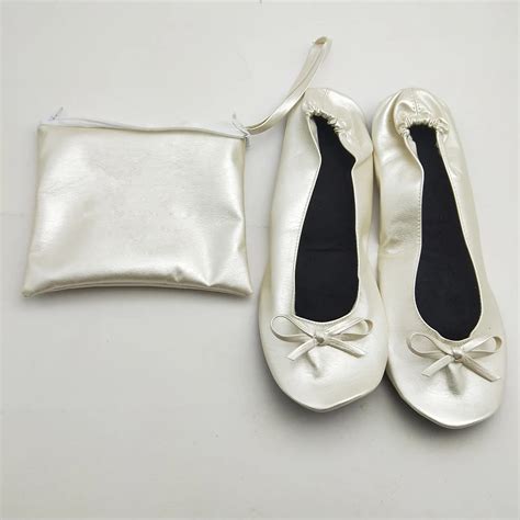 Women Soft Leather Flat Ballet Slippers In China - Buy Slippers Women Flat Ballet,Leather Ballet ...