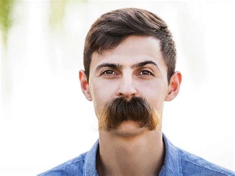 How to Grow and Maintain Walrus Mustache + 15 Hottest Looks