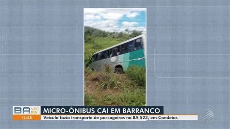 Motorista de micro ônibus perde controle da direção e veículo cai em