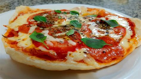 PIZZA SEM FORNO NA FRIGIDEIRA MASSA FININHA CROCANTE E DELICIOSA