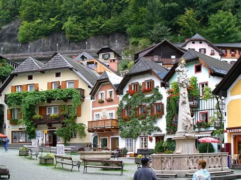 Hallstatt Austria Building Sreet Statue Tree HD Wallpaper Pxfuel