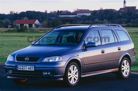 Opel Astra Stationwagon images (1 of 8)