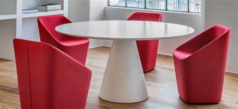 Pedrali Ikon 865 Table Von Goodform Ch