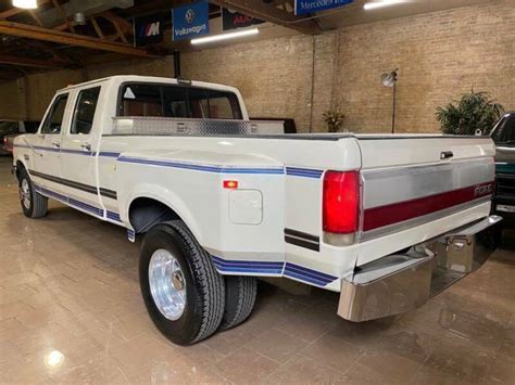 1990 Ford F 350 XLT Lariat 4dr Crew Cab LB Automatic 3 Speed RWD V8 7