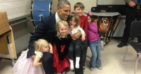 Victims Families Share Photos Of Obamas Newtown Visit