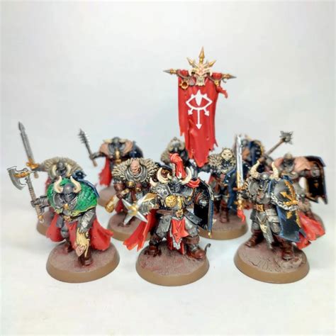 Finished painting the Chaos Warriors from the Start Collecting box : r/slavestodarkness