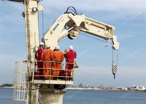 Marine Folding Boom Crane Vessel Deck Hydraulic Boom Crane Space Saving