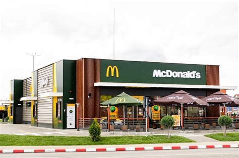 Mcdonald S Deschide Restaurantul Cu Numarul In Romania