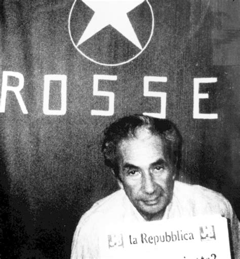 Marzo Rapimento Di Aldo Moro E L Uccisione Dei Agenti Di Scorta