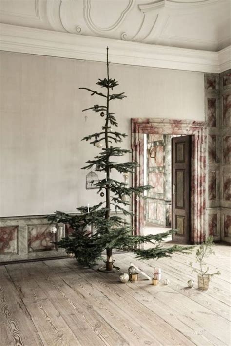 my scandinavian home: 21 Beautiful Scandinavian Christmas Tree ideas ...