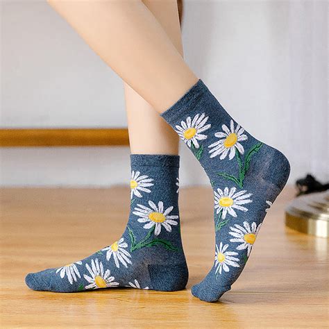 Big Flower Retro Style Womens Socksplant Flower Pattern Etsy