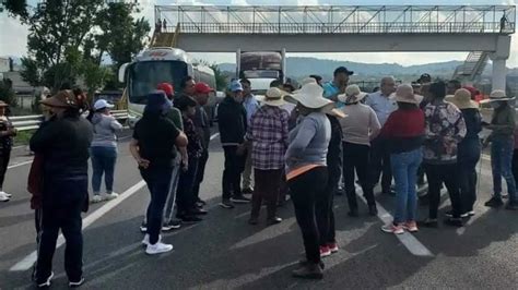 Pobladores De Santa Rita Tlahuapan Bloquean La M Xico Puebla Para