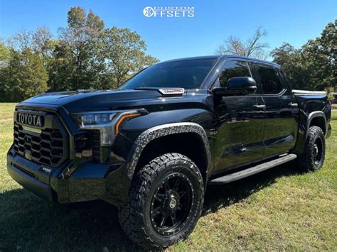 Toyota Tundra 2022 Lifted Black