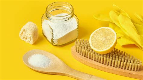 Make Your Own Natural Cleaning Products With These Household Items ...