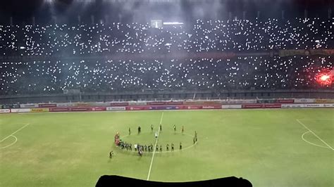 Euforia Bonek Menyanyikan Song For Pride Persebaya Vs Persib Gelora