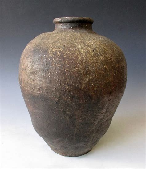 Japanese Antique Shigaraki Ware Jar Early Edo Period Zentner Collection