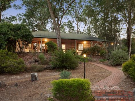 134 Meander Road Hurstbridge Vic 3099 Property Details