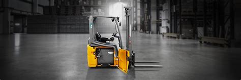 Powerful Electric Forklifts By Jungheinrich