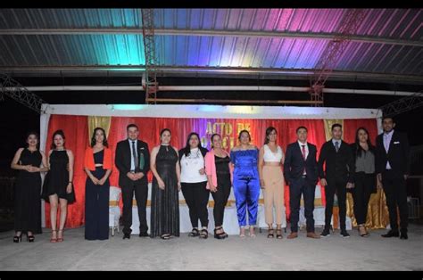 Acto de graduación en el Instituto de Formación Docente Campo Gallo