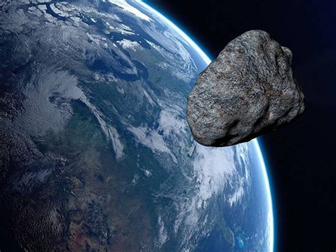 Un Asteroide Potencialmente Peligroso Y Del Tamaño De La Torre Eiffel Se Dirige A La Tierra