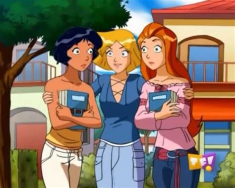 Totally Spies Season 3 Totally Spies Clover Totally Spies Spy Outfit