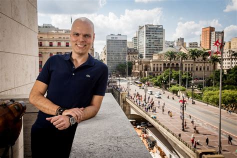 Escolha De Vice Pode Tirar Bruno Covas Do Centro Radical