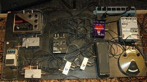 Eric Johnsons Effects Pedals Equipboard