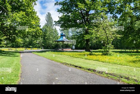 Ormeau Park Hi Res Stock Photography And Images Alamy