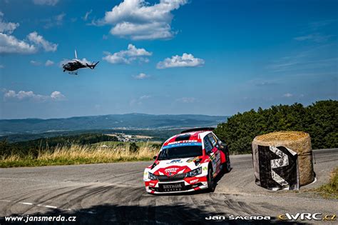 Llarena Efr N Fern Ndez Sara Koda Fabia R Barum Czech Rally