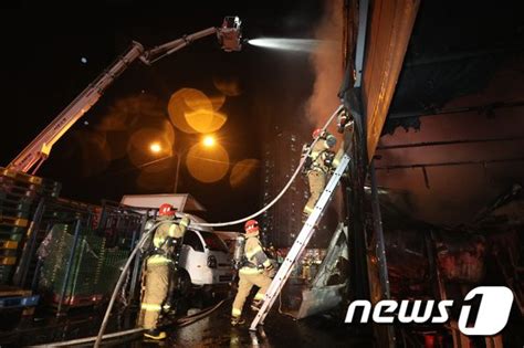 대구 매천시장 화재 3시간30분 만에 진화점포 60여개 피해종합2보