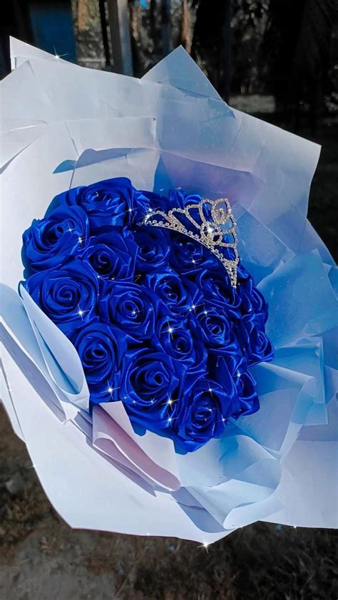 Rosas Eternas Azules Con Corona Roses Bouquet Gift Flower Gift Ideas