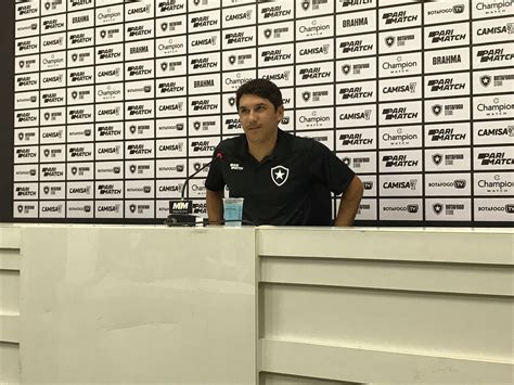 Lucio Flavio Lamenta Derrota Do Botafogo Na Estreia Do Carioca