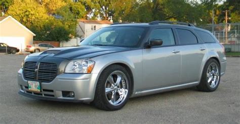 Dodge Magnum RT wagon:picture # 2 , reviews, news, specs, buy car