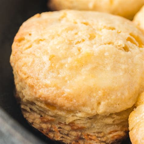 Skillet Buttermilk Biscuits Bbqing With The Nolands