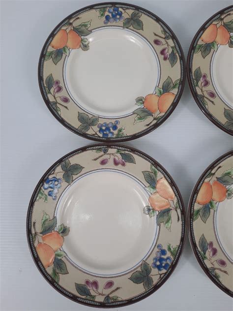 Mikasa Intaglio Garden Harvest X Cups And Saucers Excellent Cond Cac