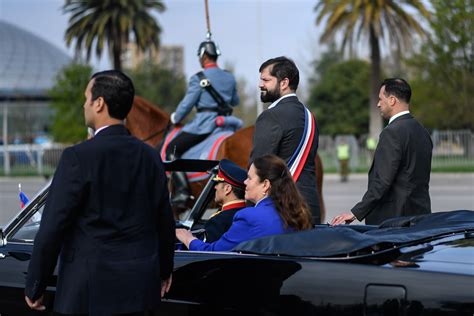 Presidente De La Rep Blica Gabriel Boric Font Encabeza Parada Militar