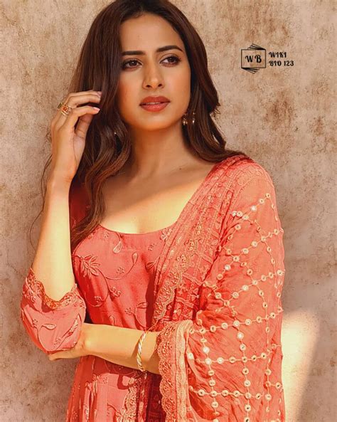 Sargun Mehta Wiki Bio Age Figure Size Height Affair Hd Images Wallpapers