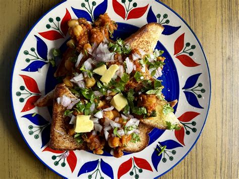 How to Make Chana Masala on Toast, Ultimate Comfort Indulgence