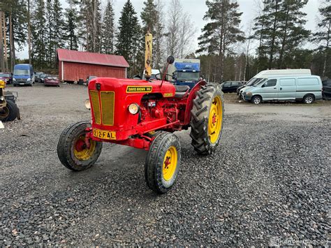 David Brown 990 myydään eniten tarjoavalle 1964 Punkalaidun