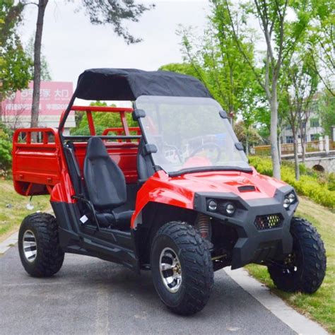 Hot Sales 2 Seater Side By Side Electric Off Road Utvs 4X4 Sport Farm