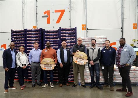 Walmart And Sams Clubs Fight Hunger Spark Change Campaign Provides