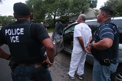 Ice Operation Targets Immigrants With Criminal Convictions