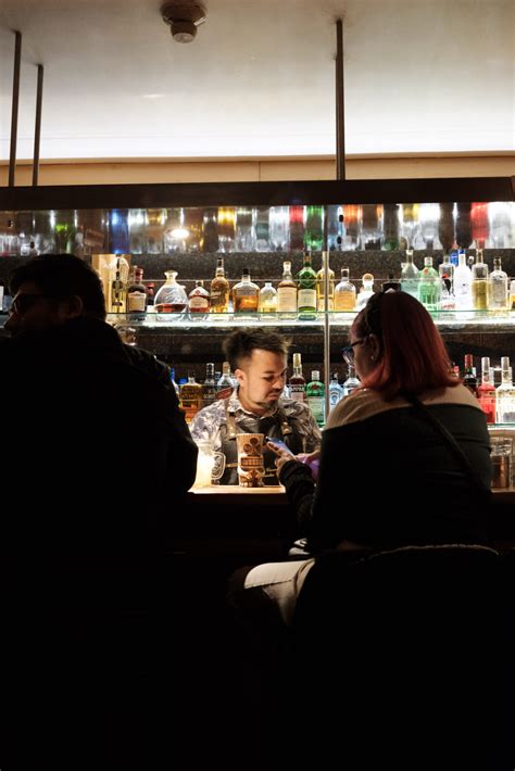 HIDDEN: EL BAR ESCONDIDO EN EL CORAZÓN DE SANTIAGO - Como Me Gusta