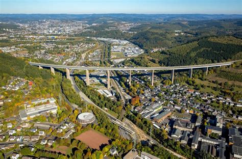 Siegen Von Oben Viadukt Autobahnbr Cke Der Bab A Siegtalbr Cke In